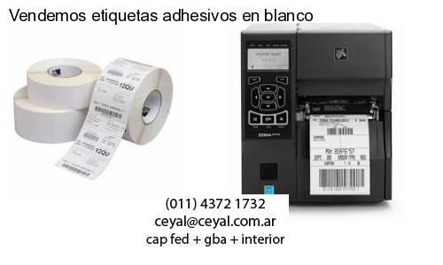 Vendemos etiquetas adhesivos en blanco